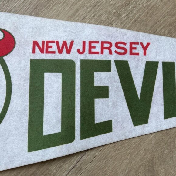 Early 1980'S New Jersey Devils NHL Hockey Pennant Flag - Picture 4 of 9